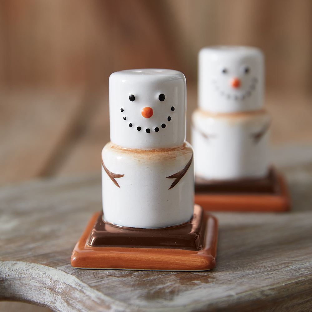 Charming Ceramic S'mores Salt and Pepper Shakers for Your Farmhouse Table