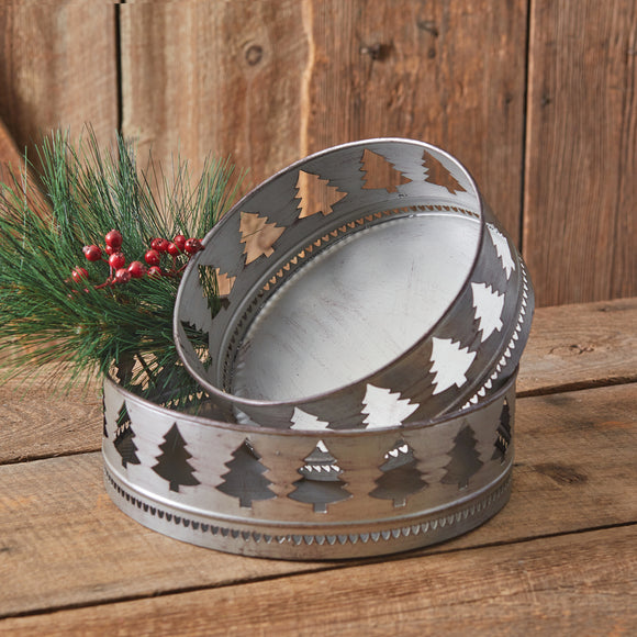 Set of Two Round Christmas Tree Trays - Box of 2 - Countryside Home Decor